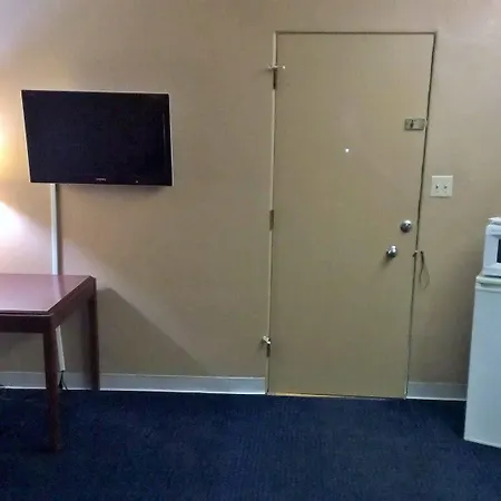 Executive Inn-3